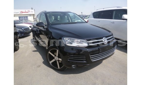 Acheter Import Voiture Volkswagen Touareg Noir à Import - Dubai, A'ana