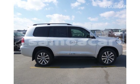 Buy Import Toyota Land Cruiser Other Car in Import - Dubai in A'ana Buy Import Toyota Land Cruiser Other Car in Import - Dubai in A'ana