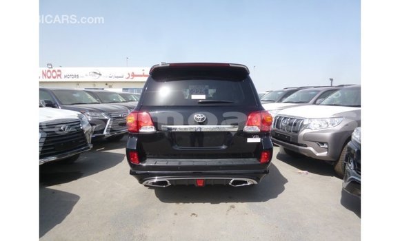Buy Import Toyota Land Cruiser Black Car in Import - Dubai in A'ana Buy Import Toyota Land Cruiser Black Car in Import - Dubai in A'ana