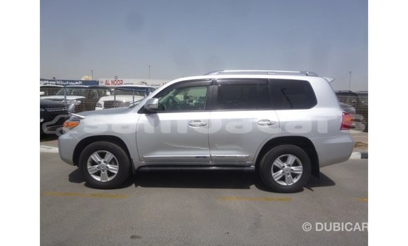 Buy Import Toyota Land Cruiser Other Car in Import - Dubai in A'ana Buy Import Toyota Land Cruiser Other Car in Import - Dubai in A'ana