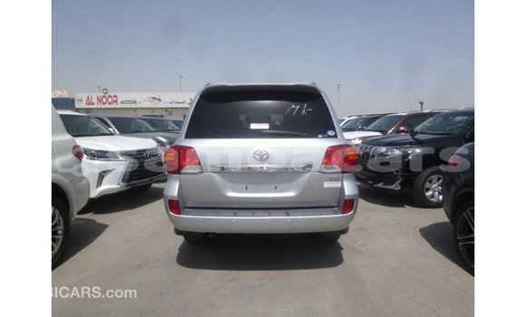 Buy Import Toyota Land Cruiser Other Car in Import - Dubai in A'ana Buy Import Toyota Land Cruiser Other Car in Import - Dubai in A'ana