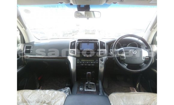 Buy Import Toyota Land Cruiser Other Car in Import - Dubai in A'ana Buy Import Toyota Land Cruiser Other Car in Import - Dubai in A'ana