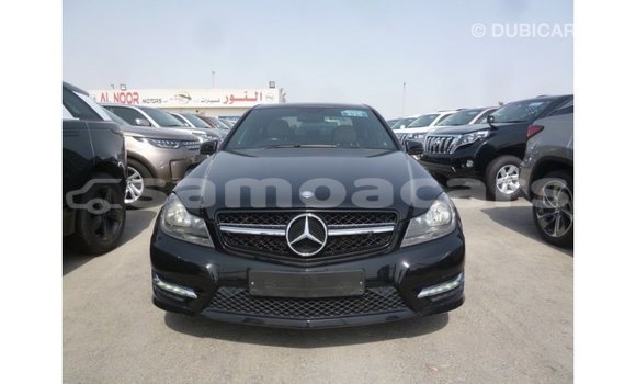 Buy Import Mercedes-Benz 190 Black Car in Import - Dubai in A'ana Buy Import Mercedes-Benz 190 Black Car in Import - Dubai in A'ana