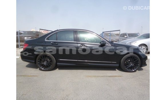 Buy Import Mercedes-Benz 190 Black Car in Import - Dubai in A'ana Buy Import Mercedes-Benz 190 Black Car in Import - Dubai in A'ana