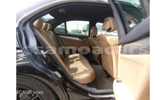 Buy Import Mercedes-Benz 190 Black Car in Import - Dubai in A'ana Buy Import Mercedes-Benz 190 Black Car in Import - Dubai in A'ana
