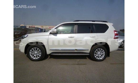 Buy Import Toyota Prado White Car in Import - Dubai in A'ana Buy Import Toyota Prado White Car in Import - Dubai in A'ana