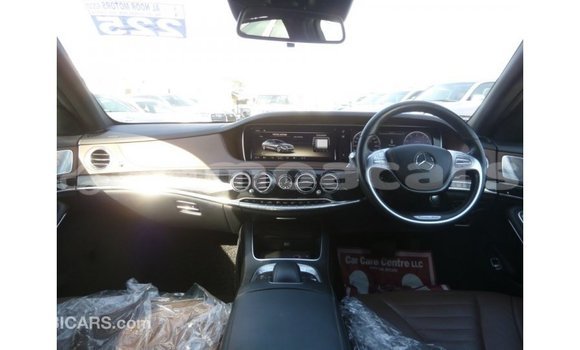 Buy Import Mercedes-Benz 190 White Car in Import - Dubai in A'ana Buy Import Mercedes-Benz 190 White Car in Import - Dubai in A'ana