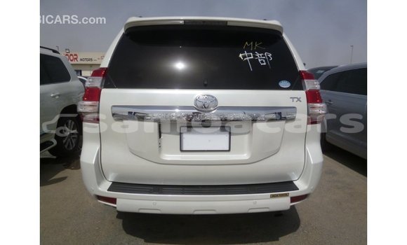 Buy Import Toyota Prado White Car in Import - Dubai in A'ana Buy Import Toyota Prado White Car in Import - Dubai in A'ana