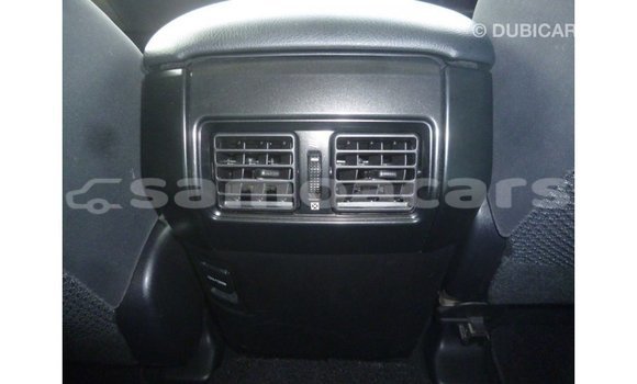 Buy Import Toyota Prado White Car in Import - Dubai in A'ana Buy Import Toyota Prado White Car in Import - Dubai in A'ana