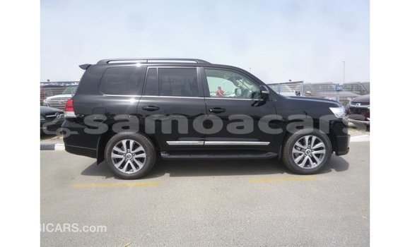 Acheter Import Voiture Toyota Land Cruiser Noir à Import - Dubai, A'ana Acheter Import Voiture Toyota Land Cruiser Noir à Import - Dubai, A'ana