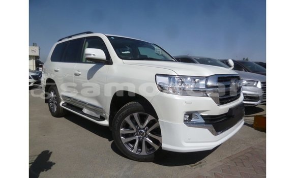 Buy Import Toyota Land Cruiser White Car in Import - Dubai in A'ana Buy Import Toyota Land Cruiser White Car in Import - Dubai in A'ana