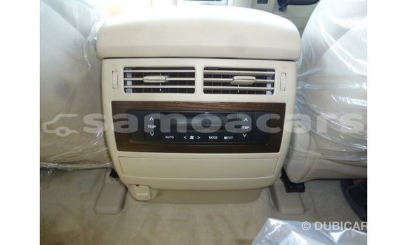 Buy Import Toyota Land Cruiser White Car in Import - Dubai in A'ana Buy Import Toyota Land Cruiser White Car in Import - Dubai in A'ana