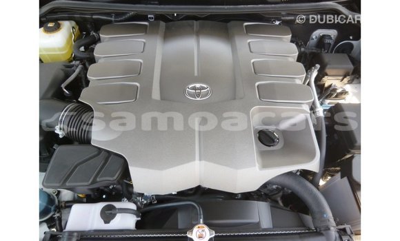 Buy Import Toyota Land Cruiser White Car in Import - Dubai in A'ana Buy Import Toyota Land Cruiser White Car in Import - Dubai in A'ana