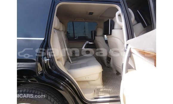 Buy Import Toyota Land Cruiser Black Car in Import - Dubai in A'ana Buy Import Toyota Land Cruiser Black Car in Import - Dubai in A'ana