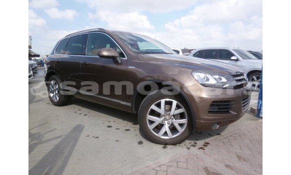 Acheter Import Voiture Volkswagen Touareg Marron à Import - Dubai, A'ana
