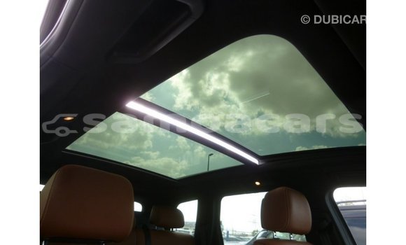 Acheter Import Voiture Volkswagen Touareg Marron à Import - Dubai, A'ana Acheter Import Voiture Volkswagen Touareg Marron à Import - Dubai, A'ana