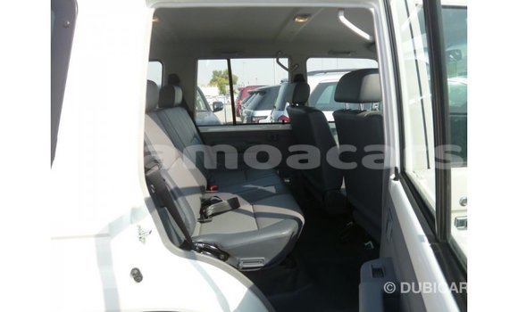 Buy Import Toyota Land Cruiser White Car in Import - Dubai in A'ana Buy Import Toyota Land Cruiser White Car in Import - Dubai in A'ana