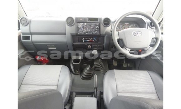 Buy Import Toyota Land Cruiser White Car in Import - Dubai in A'ana Buy Import Toyota Land Cruiser White Car in Import - Dubai in A'ana