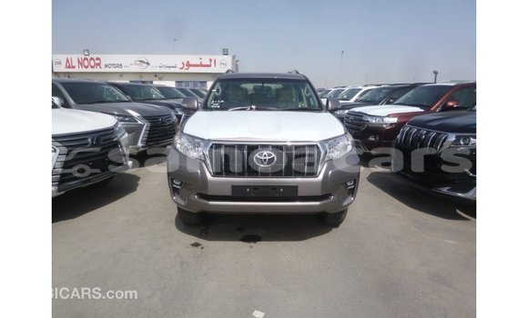 Acheter Import Voiture Toyota Prado Autre à Import - Dubai, A'ana Acheter Import Voiture Toyota Prado Autre à Import - Dubai, A'ana