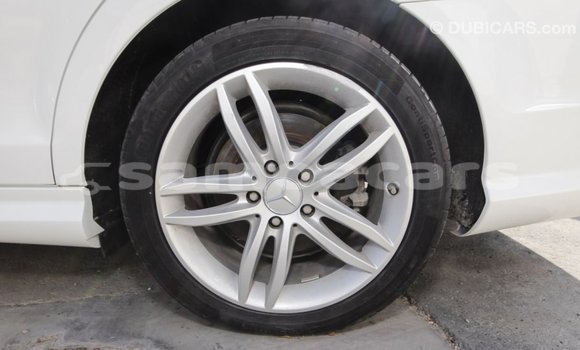 Buy Import Mercedes-Benz 200 White Car in Import - Dubai in A'ana Buy Import Mercedes-Benz 200 White Car in Import - Dubai in A'ana