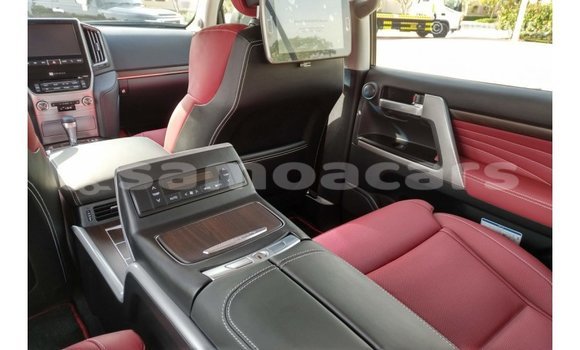 Buy Import Toyota Land Cruiser Black Car in Import - Dubai in A'ana Buy Import Toyota Land Cruiser Black Car in Import - Dubai in A'ana