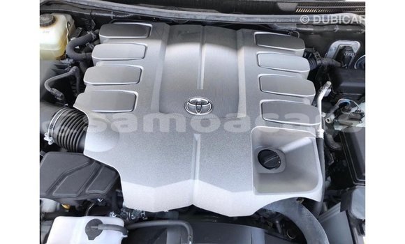 Buy Import Toyota Land Cruiser White Car in Import - Dubai in A'ana Buy Import Toyota Land Cruiser White Car in Import - Dubai in A'ana