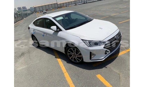 Buy Import Hyundai Elantra White Car in Import - Dubai in A'ana Buy Import Hyundai Elantra White Car in Import - Dubai in A'ana