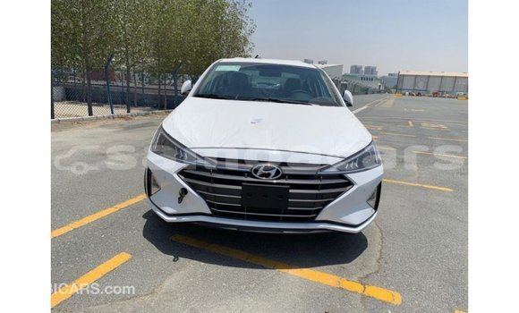 Buy Import Hyundai Elantra White Car in Import - Dubai in A'ana Buy Import Hyundai Elantra White Car in Import - Dubai in A'ana