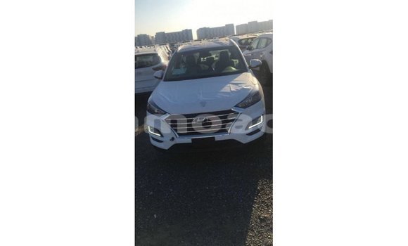 Buy Import Hyundai Tucson White Car in Import - Dubai in A'ana Buy Import Hyundai Tucson White Car in Import - Dubai in A'ana