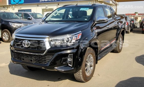 Buy Import Toyota Hilux Black Car in Import - Dubai in A'ana Buy Import Toyota Hilux Black Car in Import - Dubai in A'ana