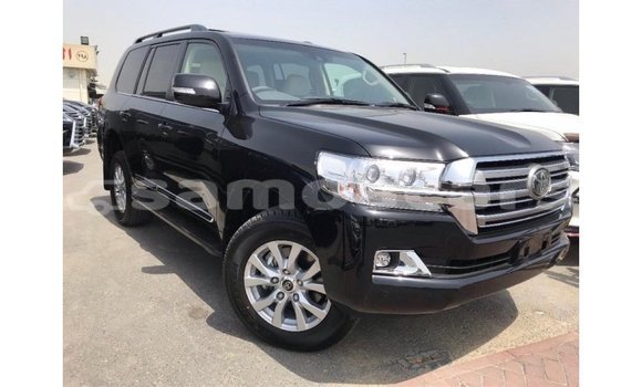Buy Import Toyota Land Cruiser Black Car in Import - Dubai in A'ana Buy Import Toyota Land Cruiser Black Car in Import - Dubai in A'ana