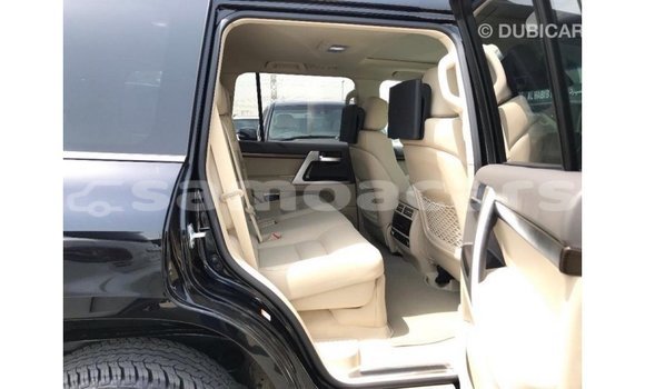 Buy Import Toyota Land Cruiser Black Car in Import - Dubai in A'ana Buy Import Toyota Land Cruiser Black Car in Import - Dubai in A'ana