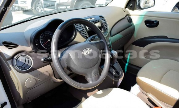 Buy Import Hyundai i10 White Car in Import - Dubai in A'ana Buy Import Hyundai i10 White Car in Import - Dubai in A'ana