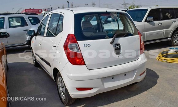 Buy Import Hyundai i10 White Car in Import - Dubai in A'ana Buy Import Hyundai i10 White Car in Import - Dubai in A'ana