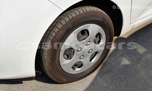 Acheter Import Voiture Kia Picanto Blanc à Import - Dubai, A'ana Acheter Import Voiture Kia Picanto Blanc à Import - Dubai, A'ana