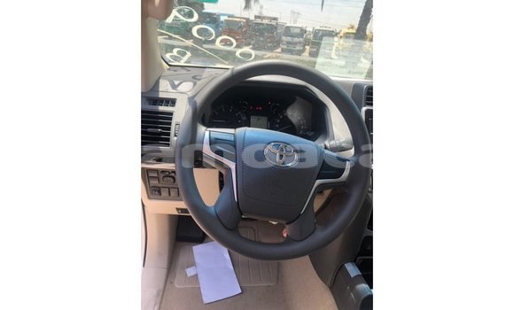 Buy Import Toyota Prado White Car in Import - Dubai in A'ana Buy Import Toyota Prado White Car in Import - Dubai in A'ana