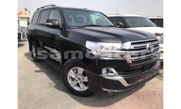 Buy Import Toyota Land Cruiser Black Car in Import - Dubai in A'ana Buy Import Toyota Land Cruiser Black Car in Import - Dubai in A'ana