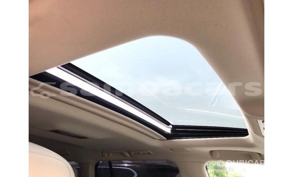 Buy Import Toyota Land Cruiser White Car in Import - Dubai in A'ana Buy Import Toyota Land Cruiser White Car in Import - Dubai in A'ana