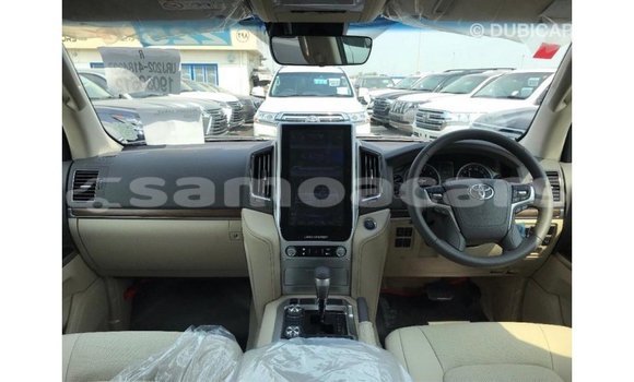 Buy Import Toyota Land Cruiser Other Car in Import - Dubai in A'ana Buy Import Toyota Land Cruiser Other Car in Import - Dubai in A'ana