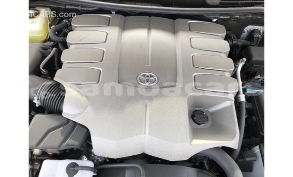 Buy Import Toyota Land Cruiser Other Car in Import - Dubai in A'ana Buy Import Toyota Land Cruiser Other Car in Import - Dubai in A'ana