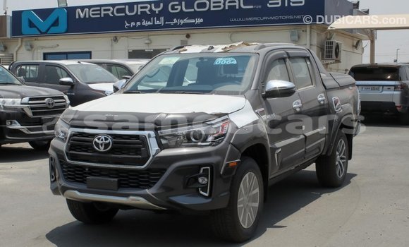 Buy Import Toyota Hilux Black Car in Import - Dubai in A'ana Buy Import Toyota Hilux Black Car in Import - Dubai in A'ana