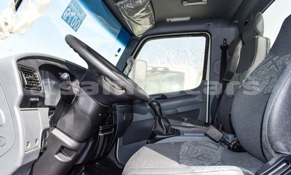 Buy Import Mercedes-Benz 190 White Car in Import - Dubai in A'ana Buy Import Mercedes-Benz 190 White Car in Import - Dubai in A'ana