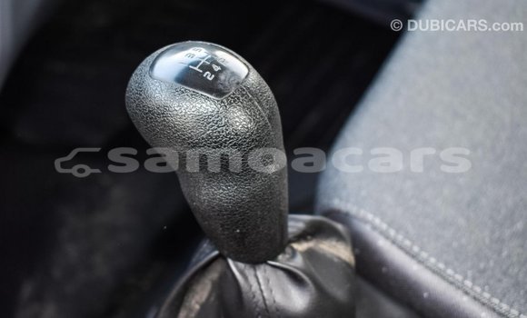 Buy Import Mercedes-Benz 190 White Car in Import - Dubai in A'ana Buy Import Mercedes-Benz 190 White Car in Import - Dubai in A'ana