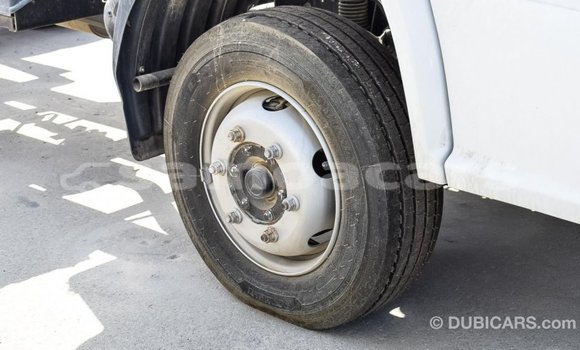 Buy Import Mercedes-Benz 190 White Car in Import - Dubai in A'ana Buy Import Mercedes-Benz 190 White Car in Import - Dubai in A'ana