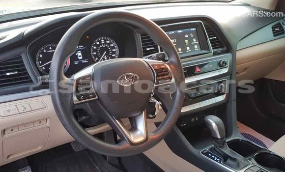 Acheter Import Voiture Hyundai Sonata Noir à Import - Dubai, A'ana Acheter Import Voiture Hyundai Sonata Noir à Import - Dubai, A'ana