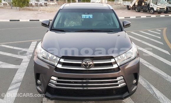 Acheter Import Voiture Toyota Highlander Autre à Import - Dubai, A'ana Acheter Import Voiture Toyota Highlander Autre à Import - Dubai, A'ana