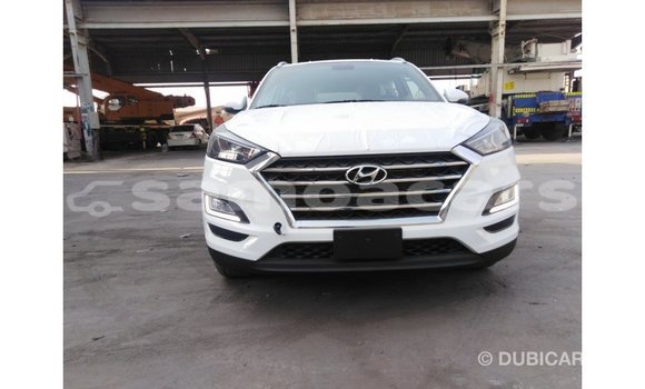 Buy Import Hyundai Tucson White Car in Import - Dubai in A'ana Buy Import Hyundai Tucson White Car in Import - Dubai in A'ana