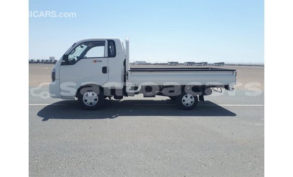 Buy Import Kia Carens White Car in Import - Dubai in A'ana Buy Import Kia Carens White Car in Import - Dubai in A'ana