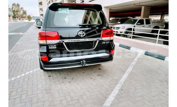 Buy Import Toyota Land Cruiser Black Car in Import - Dubai in A'ana Buy Import Toyota Land Cruiser Black Car in Import - Dubai in A'ana