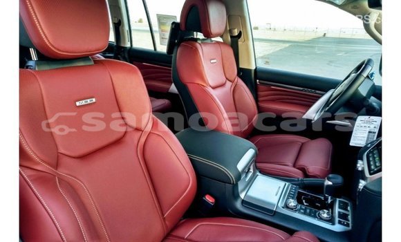 Buy Import Toyota Land Cruiser Black Car in Import - Dubai in A'ana Buy Import Toyota Land Cruiser Black Car in Import - Dubai in A'ana